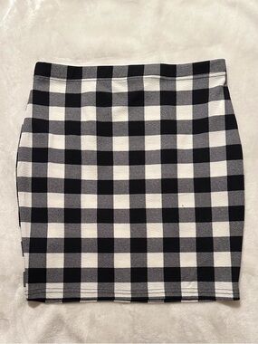 Black & White Gingham Pencil Skirt
